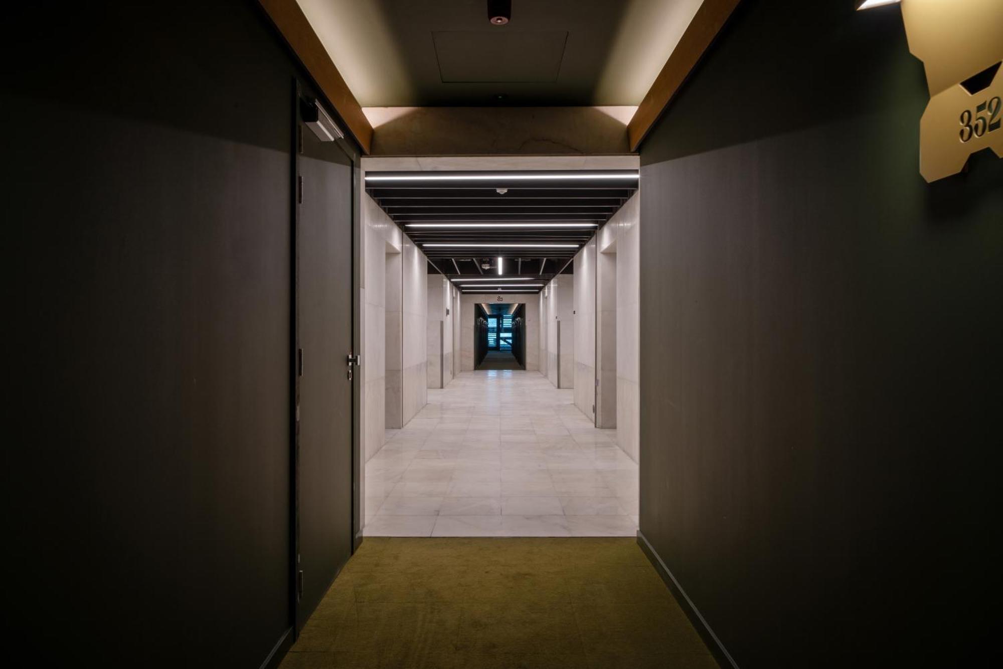 Mix Brussels --Gym & Wellness For Adults Only-- Hotel Auderghem Exterior photo